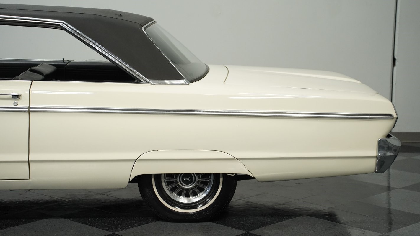 Plymouth-Fury-1966-Sedan-20