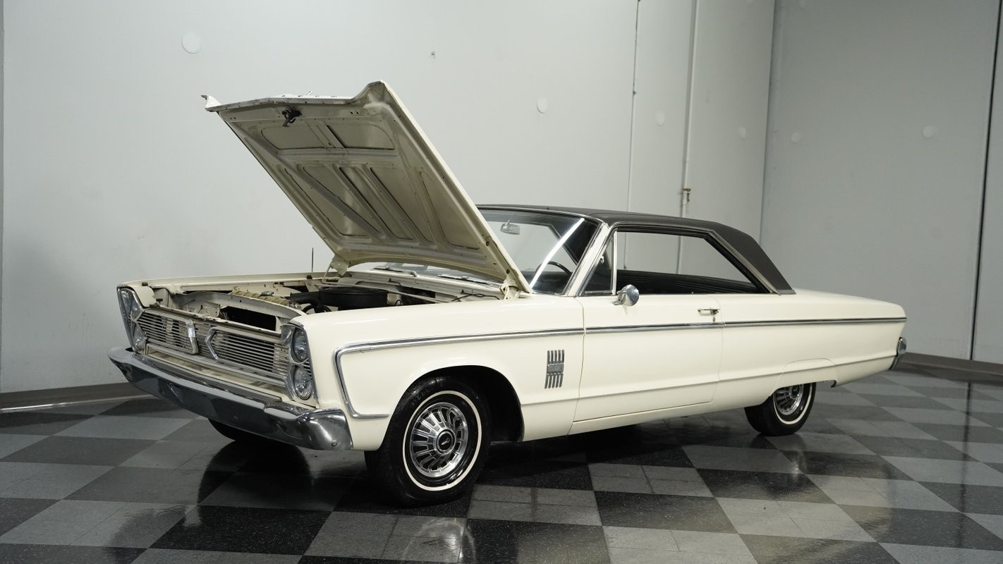 Plymouth-Fury-1966-Sedan-25