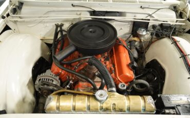 Plymouth-Fury-1966-Sedan-3