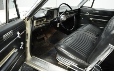Plymouth-Fury-1966-Sedan-4