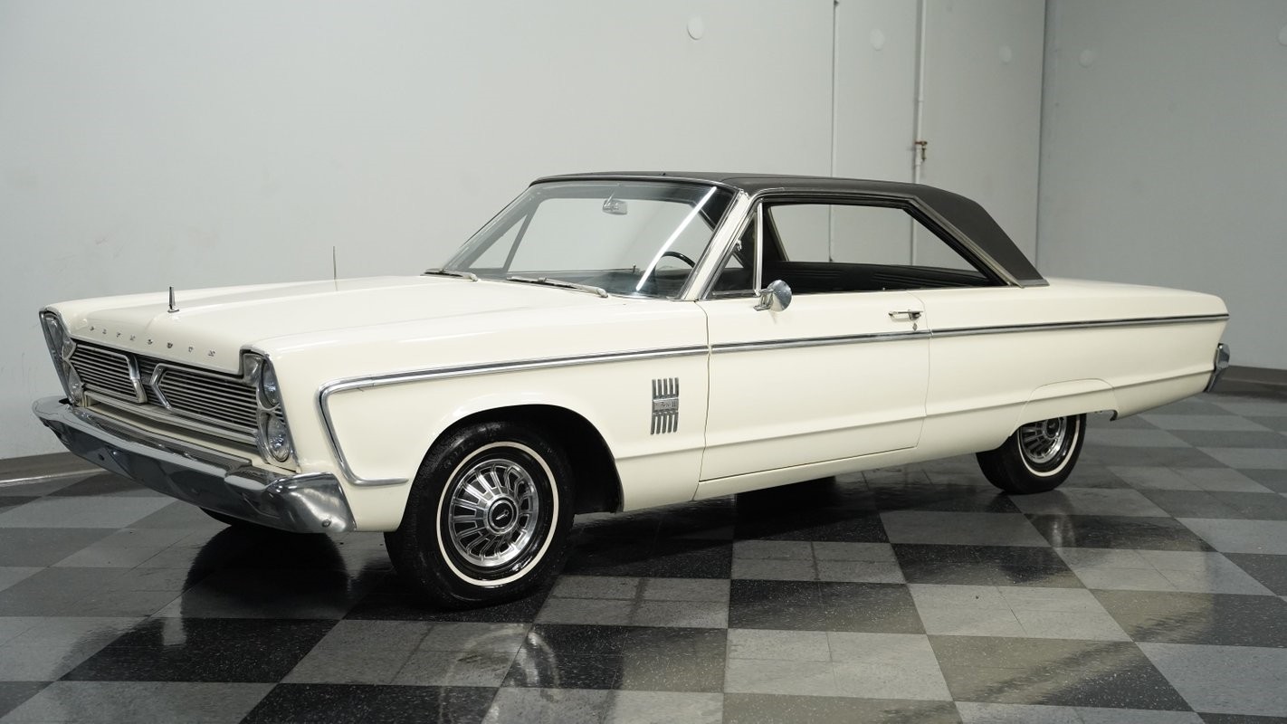 Plymouth-Fury-1966-Sedan-6