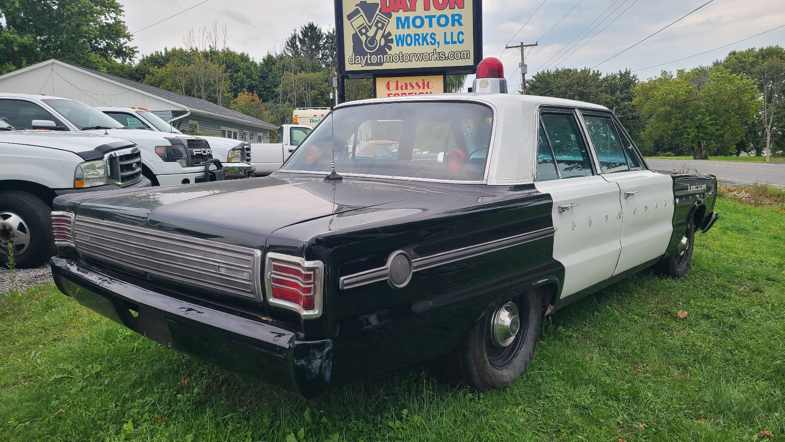 Plymouth-Fury-1967-3