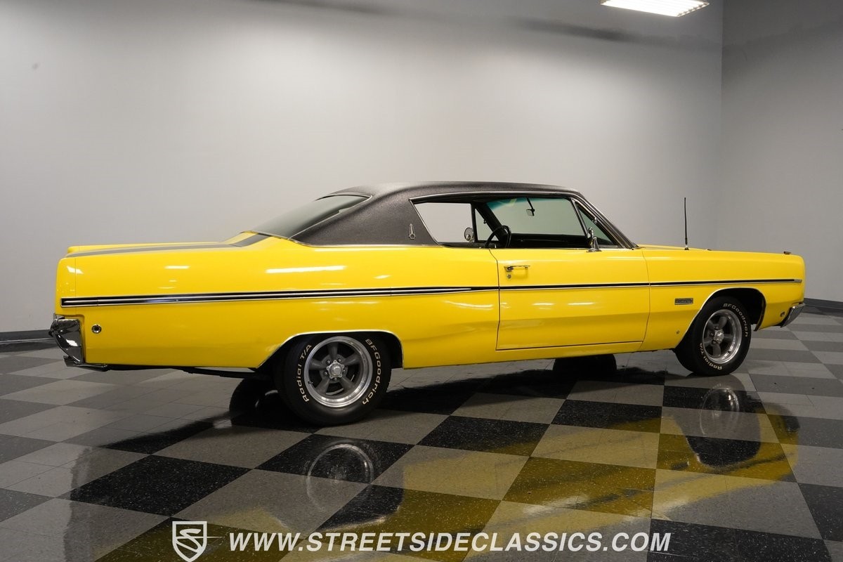 Plymouth-Fury-1968-Coupe-13