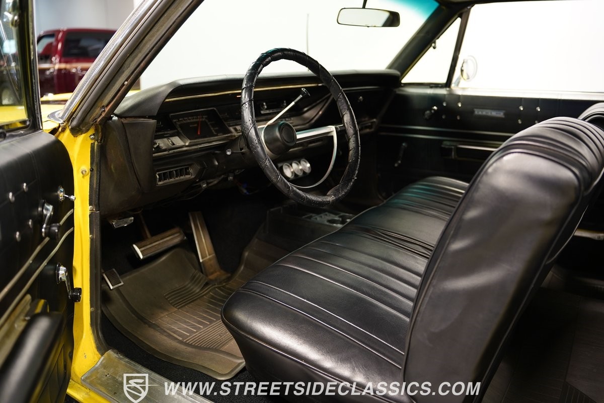 Plymouth-Fury-1968-Coupe-4