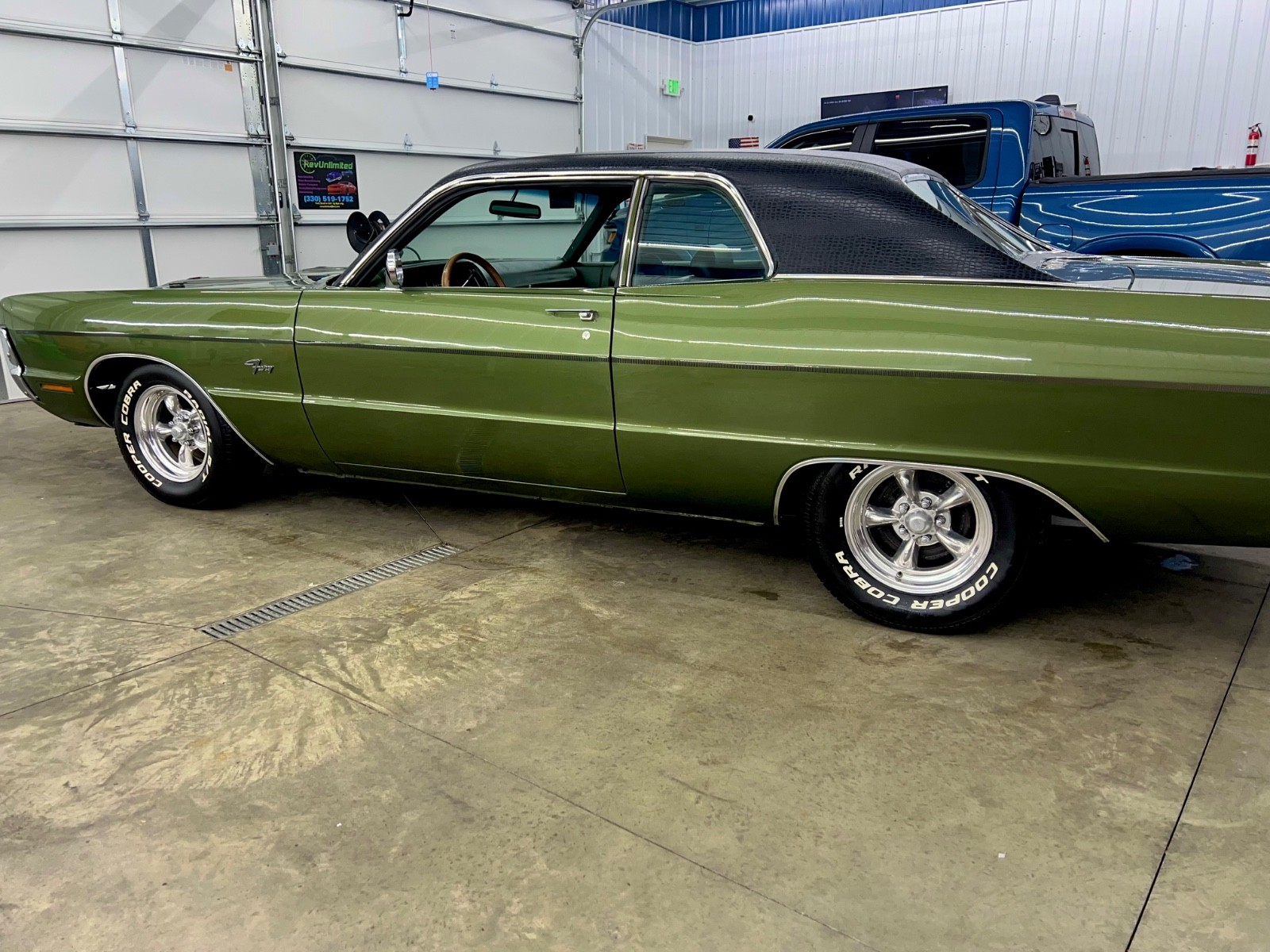 Plymouth-Fury-Gran-Coupe-1970-2