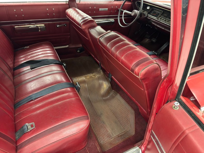 Plymouth-Fury-iii-1968-Matador-Red-Red-41