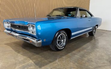 Plymouth-GTX-1968-American-Muscle-Car-1