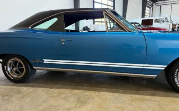 Plymouth-GTX-1968-American-Muscle-Car-14