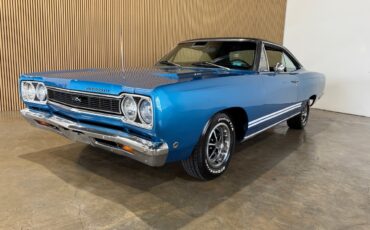 Plymouth-GTX-1968-American-Muscle-Car-2
