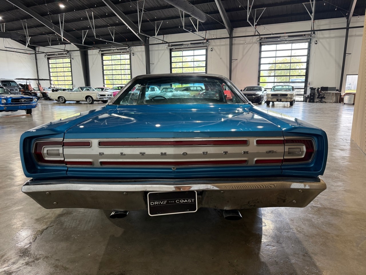 Plymouth-GTX-1968-American-Muscle-Car-20