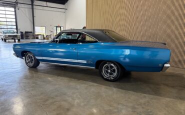 Plymouth-GTX-1968-American-Muscle-Car-21