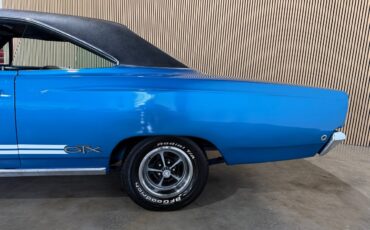Plymouth-GTX-1968-American-Muscle-Car-23