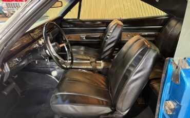 Plymouth-GTX-1968-American-Muscle-Car-32