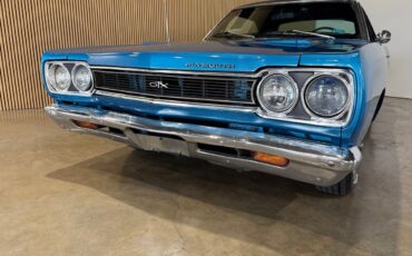 Plymouth-GTX-1968-American-Muscle-Car-4