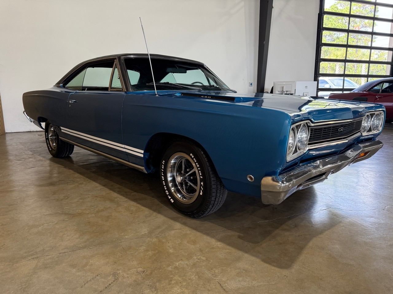 Plymouth-GTX-1968-American-Muscle-Car-7