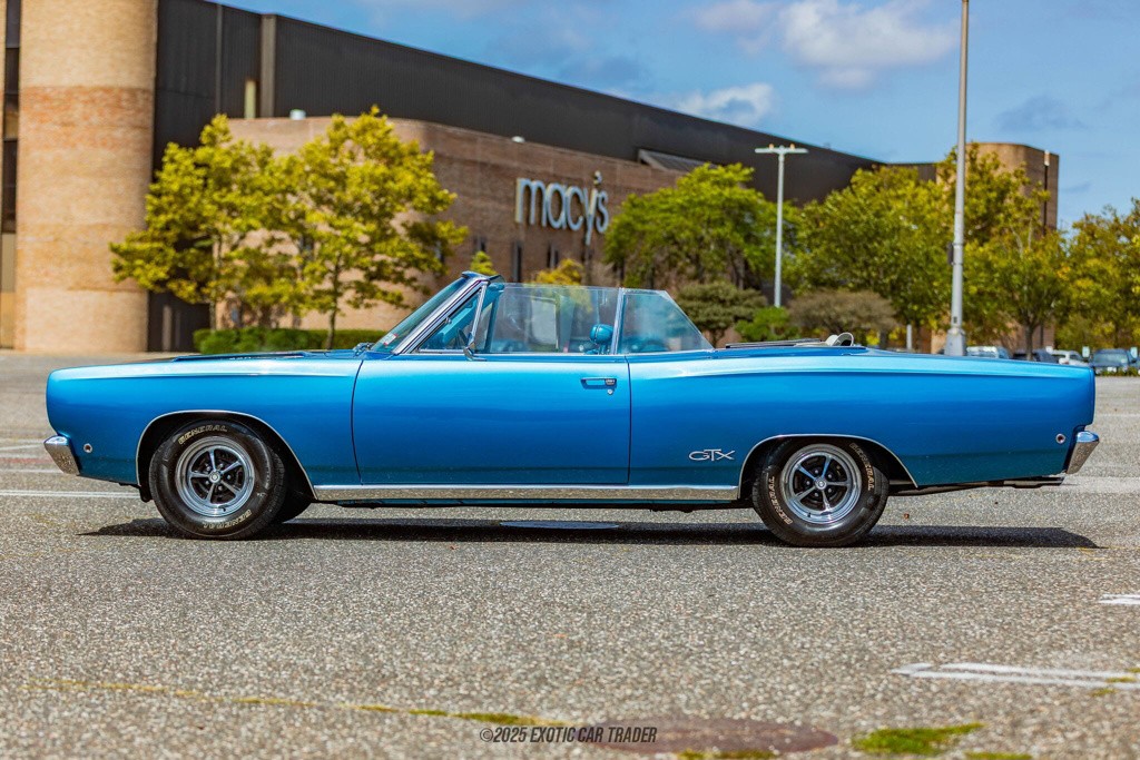 Plymouth-GTX-1968-Convertible-2