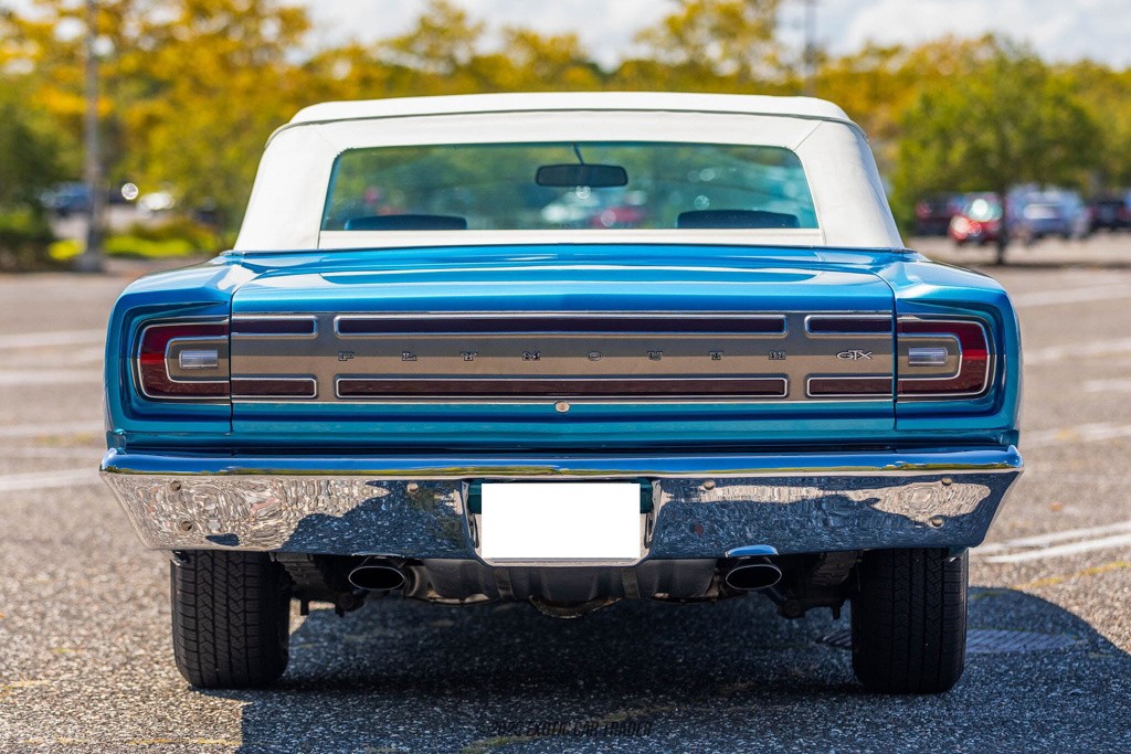 Plymouth-GTX-1968-Convertible-23