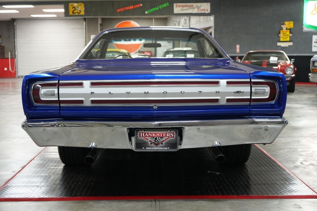 Plymouth-GTX-1968-Coupe-21