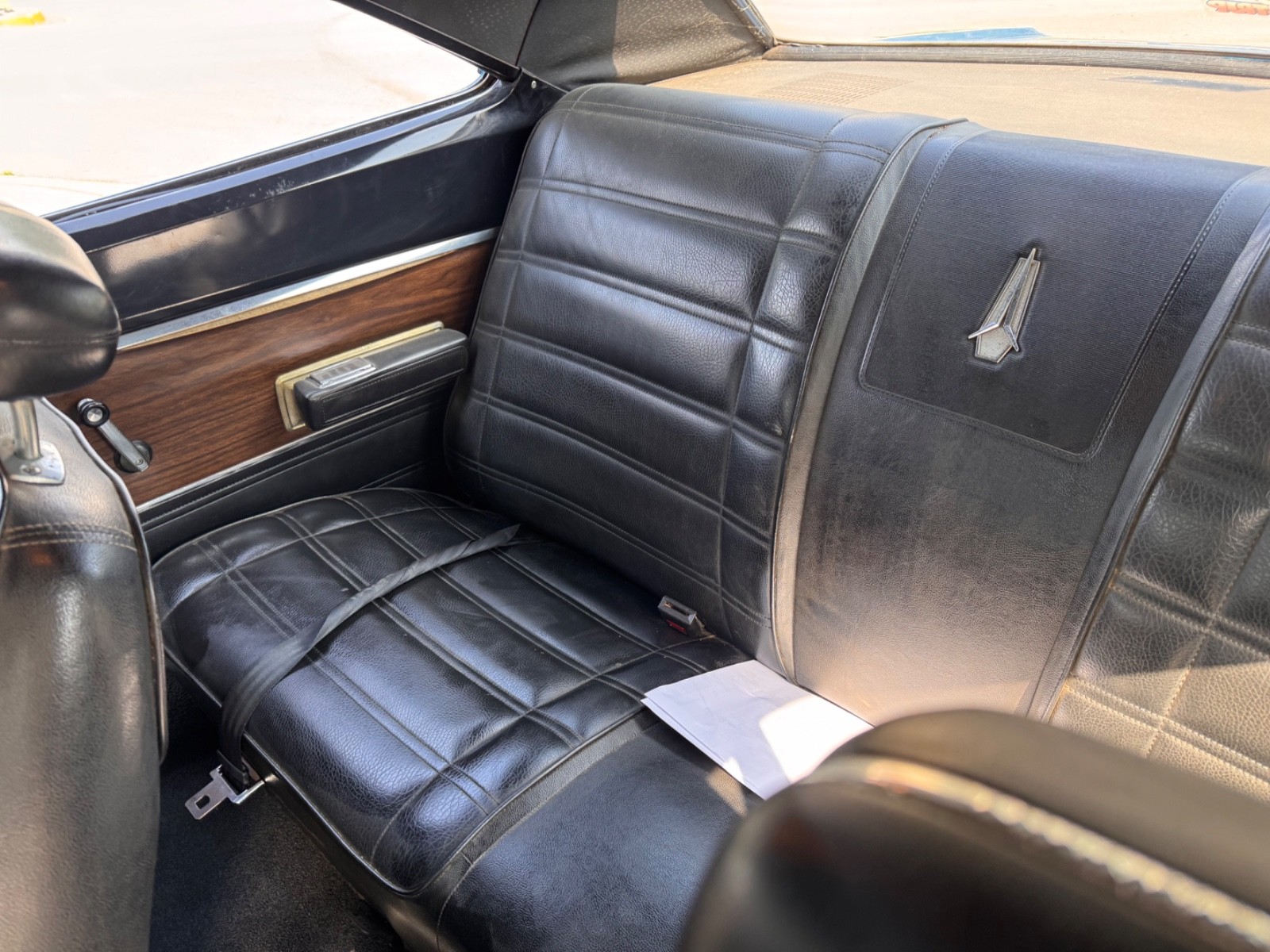 Plymouth-GTX-1969-35