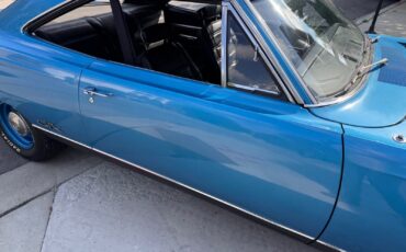 Plymouth-GTX-1969-7