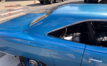 Plymouth-GTX-1969-8