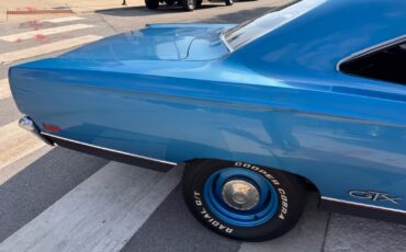 Plymouth-GTX-1969-9