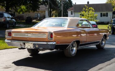 Plymouth-GTX-1969-Coupe-1