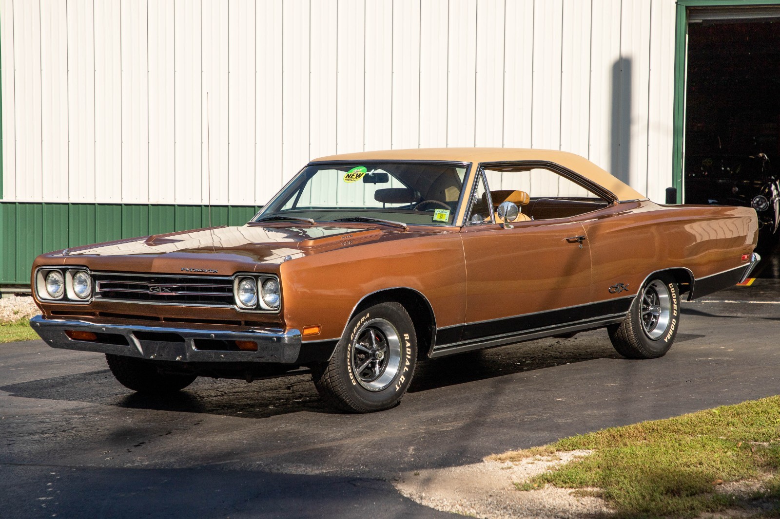 Plymouth-GTX-1969-Coupe