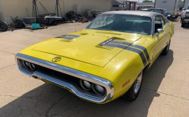Plymouth-GTX-1971-Coupe-1