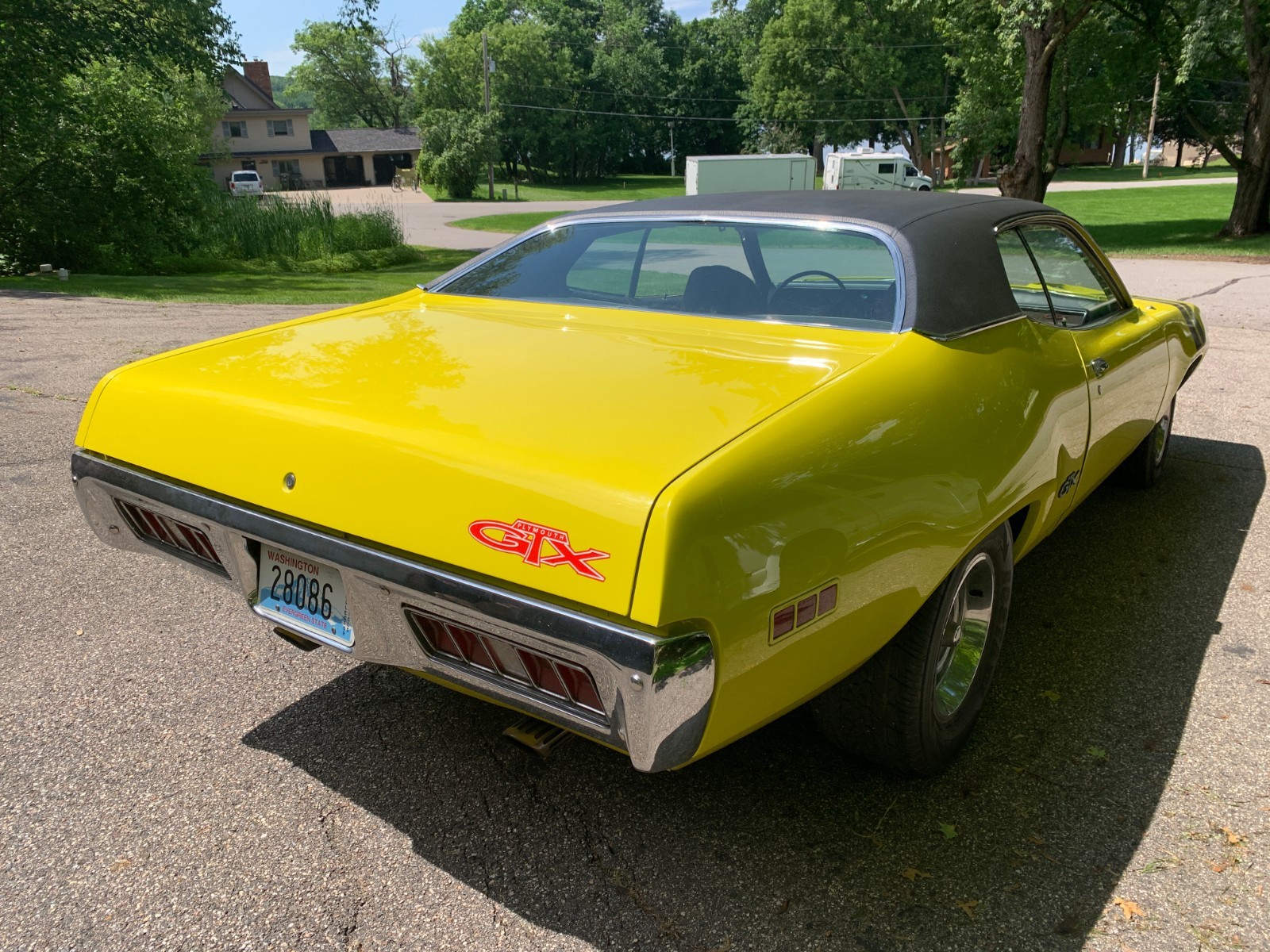 Plymouth-GTX-1971-Coupe-5