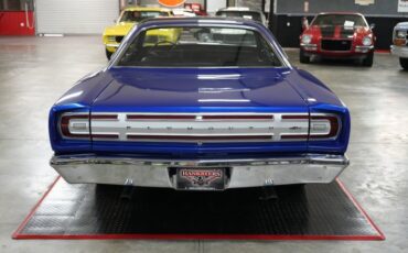 Plymouth-Gtx-1968-Black-10