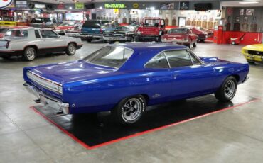 Plymouth-Gtx-1968-Black-18