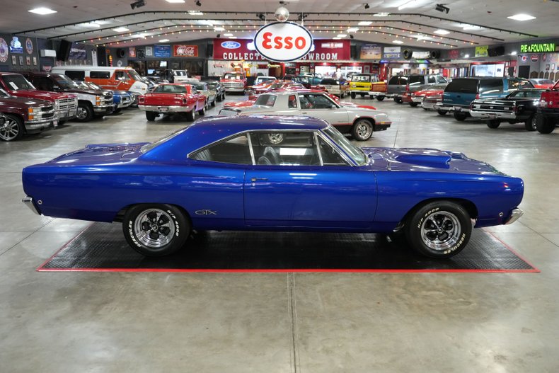 Plymouth-Gtx-1968-Black-19