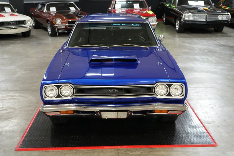 Plymouth-Gtx-1968-Black-20