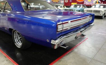 Plymouth-Gtx-1968-Black-31