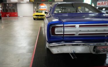 Plymouth-Gtx-1968-Black-32