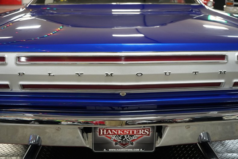 Plymouth-Gtx-1968-Black-35