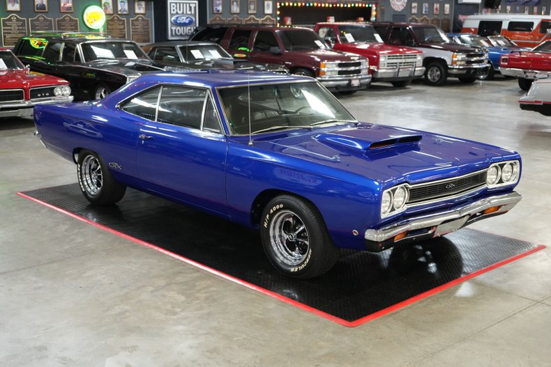 Plymouth-Gtx-1968-Black-40