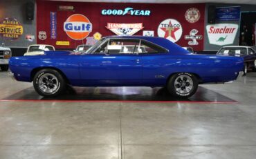 Plymouth-Gtx-1968-Black-42