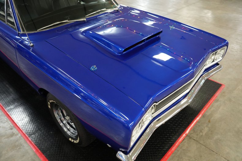 Plymouth-Gtx-1968-Black-46