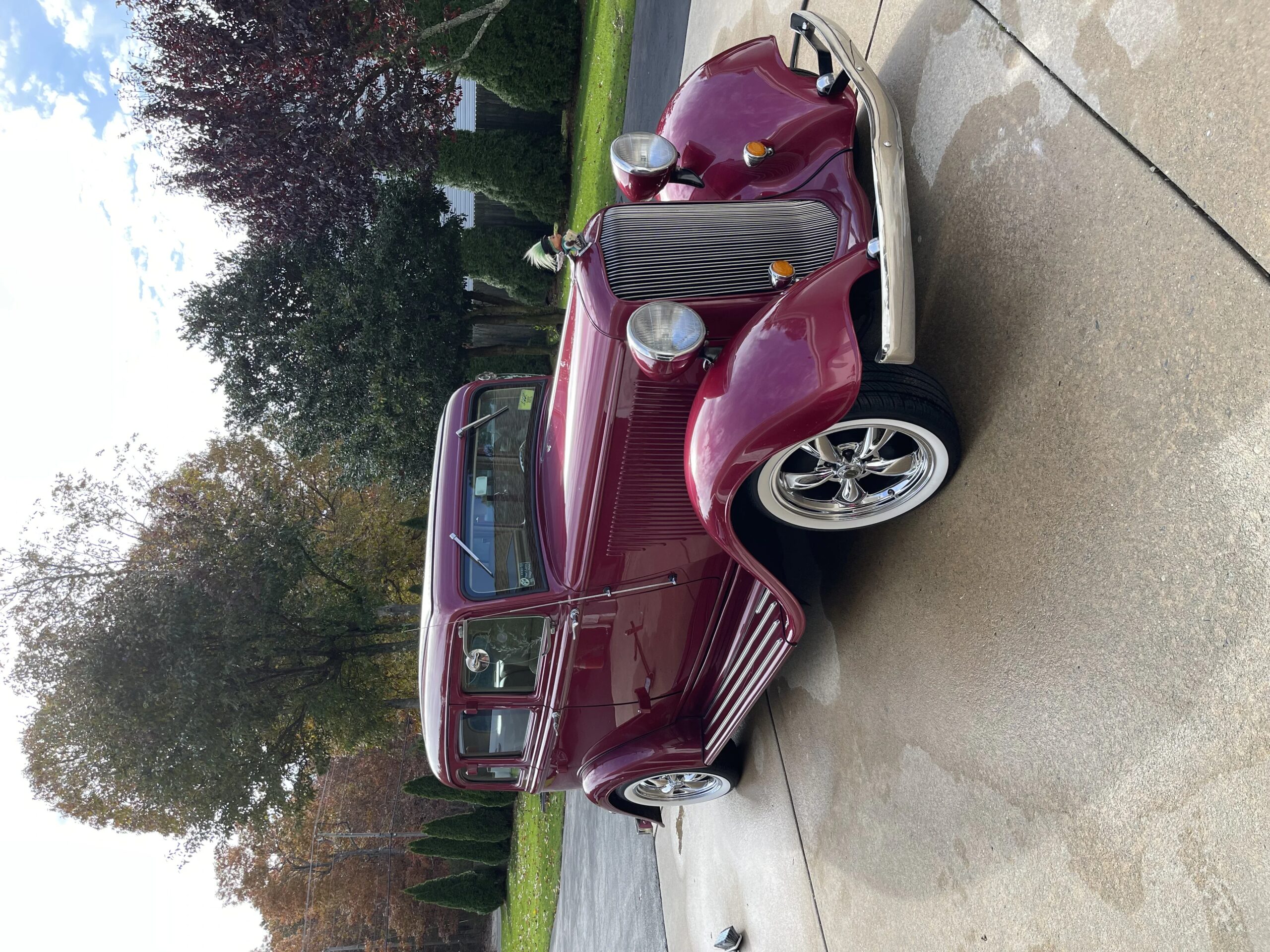 Plymouth-Model-pd-1933-Red-Beige-4