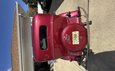 Plymouth-Model-pd-1933-Red-Beige-7