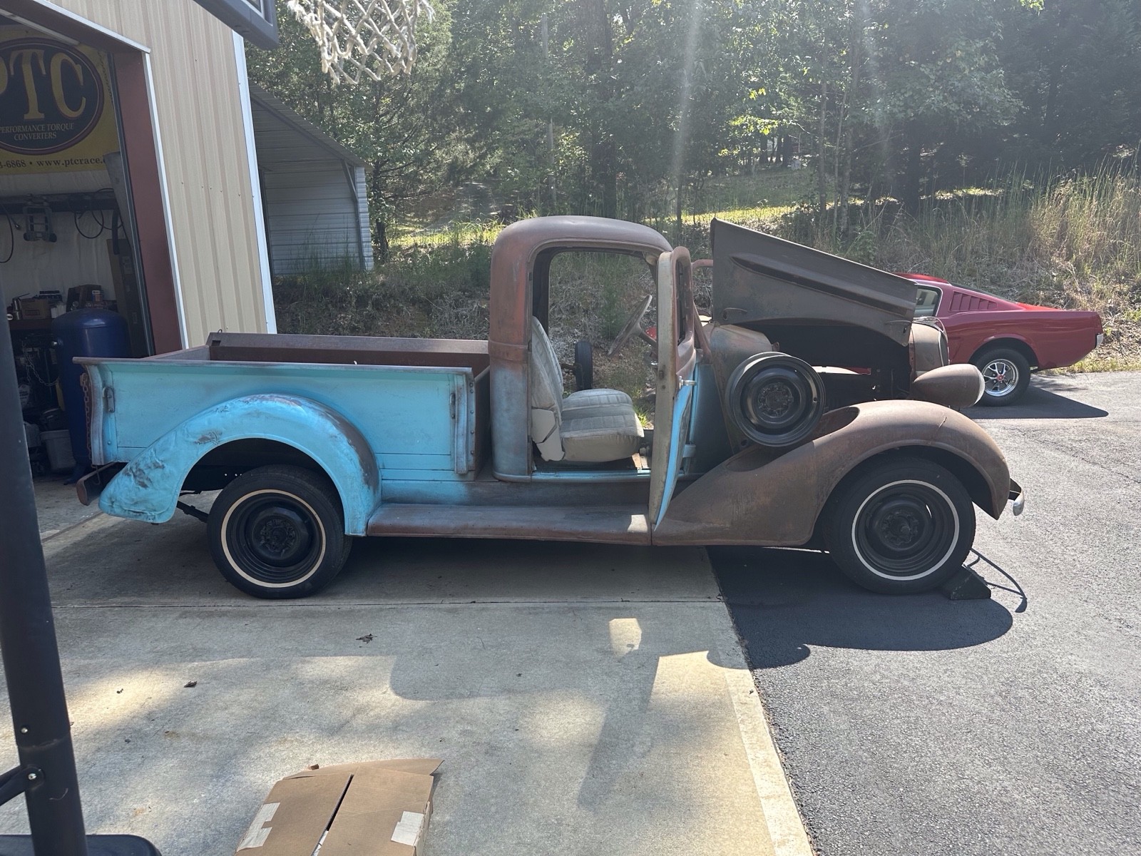 Plymouth-Pickup-1937