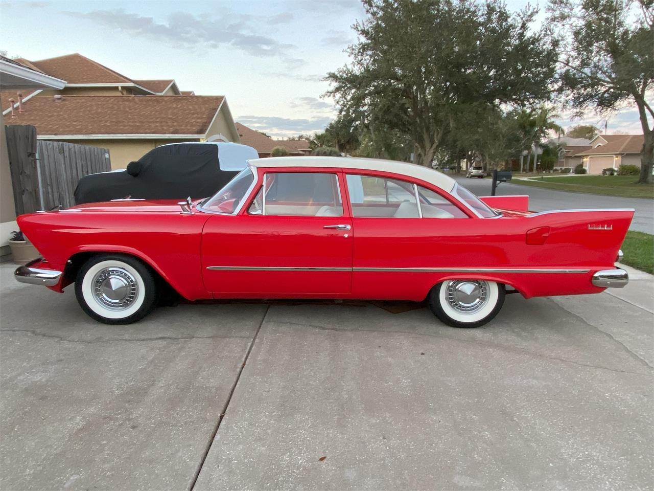 Plymouth-Plaza-1958-Red-White-Red-Whte-8