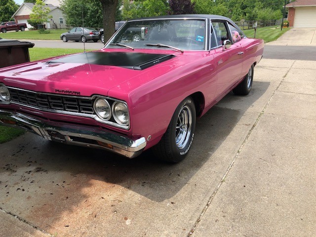 Plymouth-Road-Runner-1968-Coupe-3