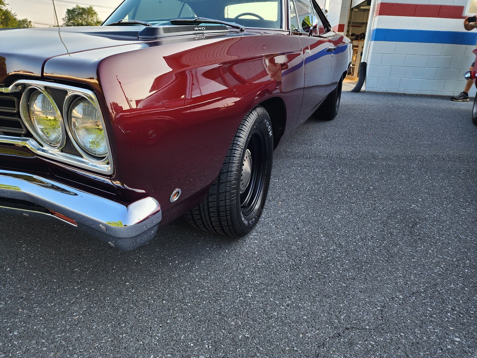 Plymouth-Road-Runner-1968-Sedan-11