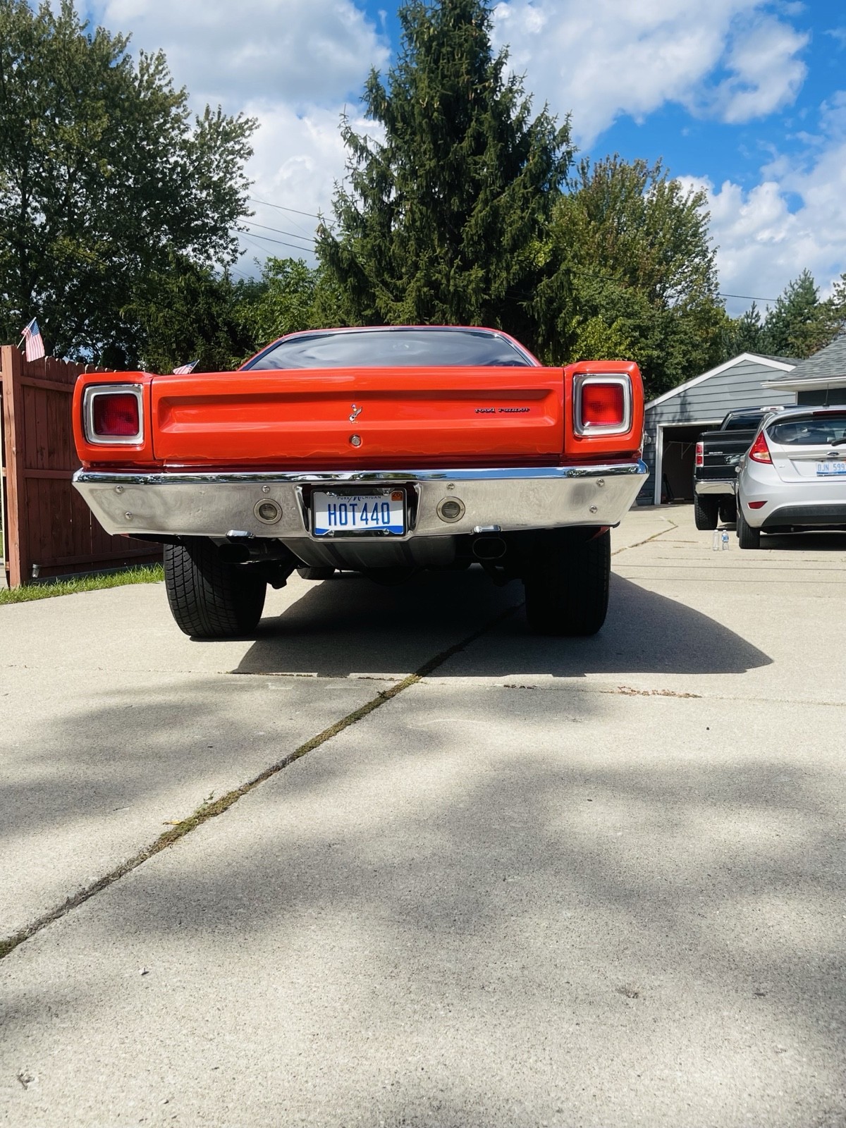 Plymouth-Road-Runner-1969-5