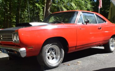 Plymouth-Road-Runner-1969-Coupe-1