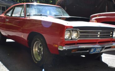 Plymouth-Road-Runner-1969-Coupe-11