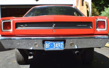 Plymouth-Road-Runner-1969-Coupe-5